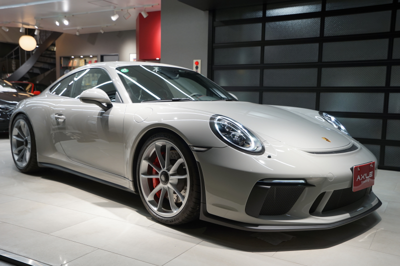 ポルシェ 911(Type991.2) GT3ツーリングPKG　6MT　ディーラー車　クレヨンカラー　ブラックLEDヘッドライト　フロントリフティング　1オーナー