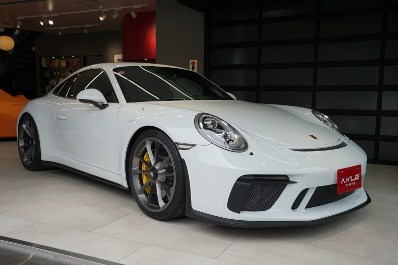 ポルシェ 911(Type991.2) GT3ツーリングPKG　6速MT　PCCB　リフティング付き　LEDヘッドライト　オールレザーインテリア　ディーラー記録簿多数　1オーナー