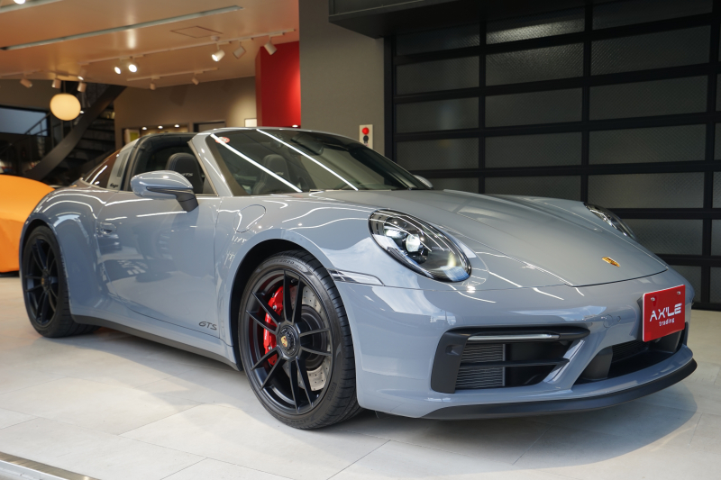 ポルシェ 911(Type992) タルガ4GTS　ディーラー車　左ハンドル　GTSインテリアPKG　Fリフター　LEDマトリックスヘッドライト　マットカーボンインテリアPKG　2024年モデル