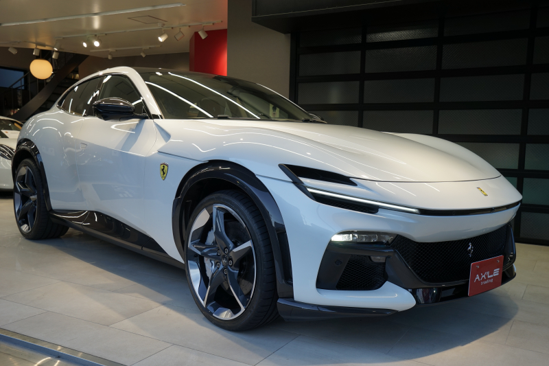 フェラーリ プロサングエ ディーラー車　1オーナー　オプション総額1900万円　カーボン多数　特注外装色ビアンコサナエ　調光付きディマブルルーフ