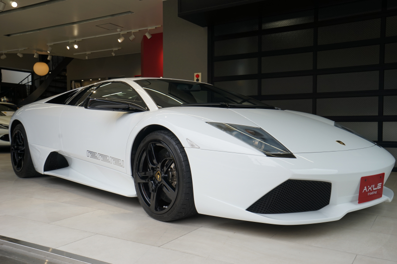ランボルギーニ ムルシエラゴ LP640-4　ヴェルサーチ　ディーラー車　走行6220km　世界限定20台