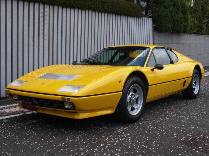 フェラーリ 512BBi 512BBi