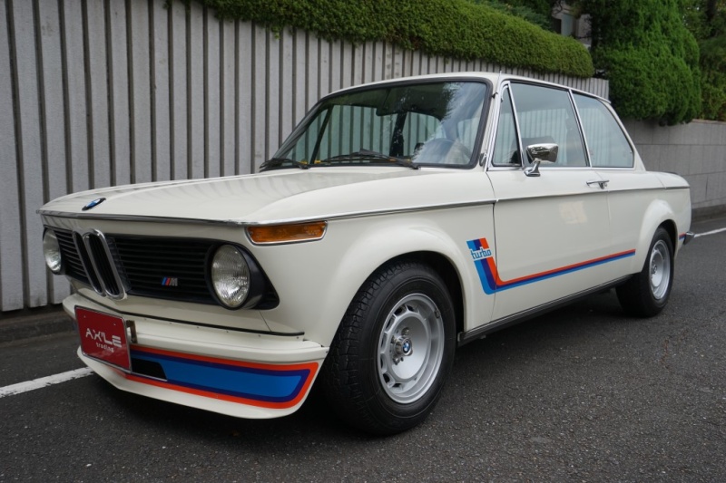 BMW 2002 turbo　ディーラー車　記録簿多数有り