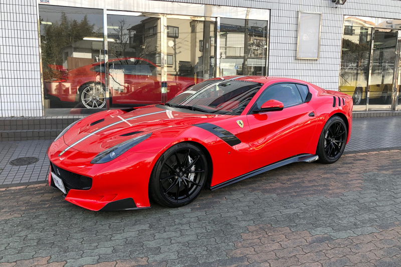 フェラーリ F12 Tdf ディーラー車 Kmオート 中古車検索サイト バーチャルカーショップ