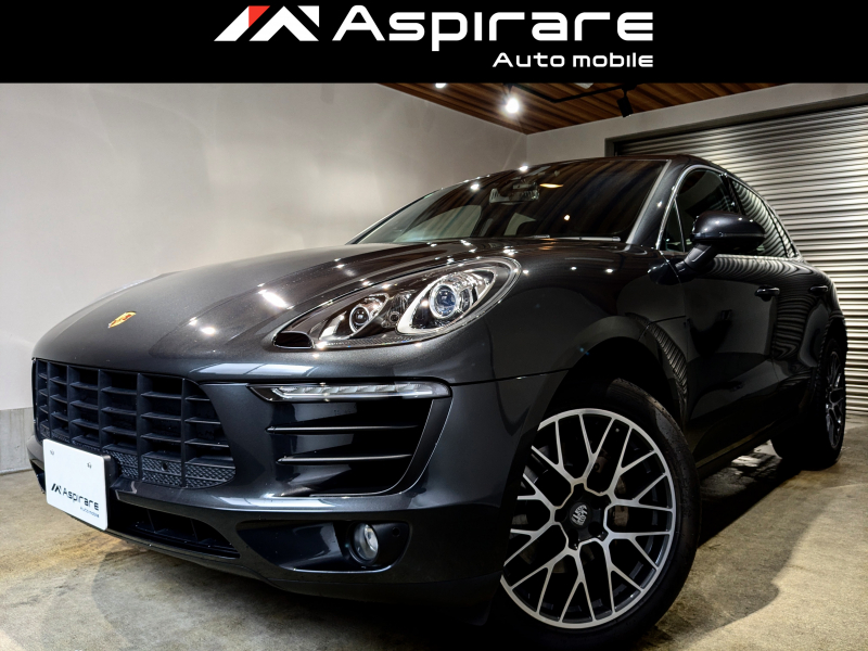 ポルシェ マカン S　レザーパッケージ　レッド×ブラックレザーシート　シートヒーター　メモリー付きパワーシート　ブラインドスポットモニター　RS20インチスパイダーアルミホイール　1オーナー