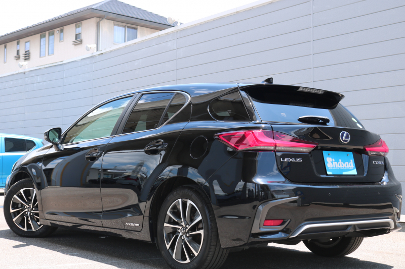レクサスct200h 215/40ZR18 CT（レクサス）CT200h 特別仕様車 チェリッシュド