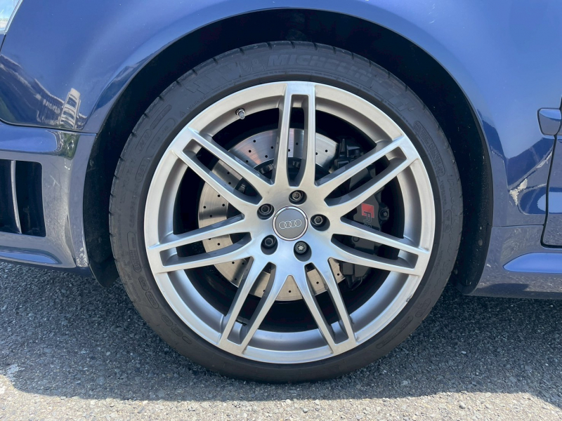 アウディ RS4 カブリオレの中古車