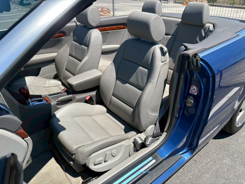 アウディ A4 カブリオレの中古車