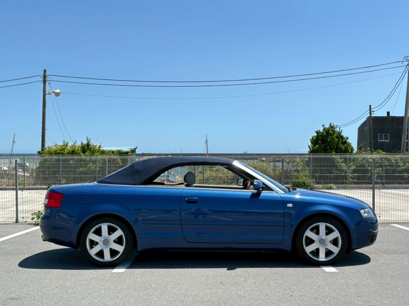 アウディ A4 カブリオレの中古車