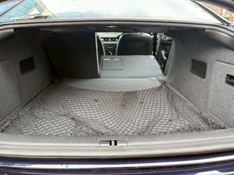 アウディ A6 2.8クワトロの中古車