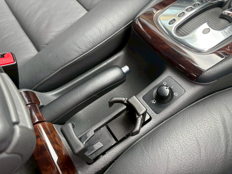 アウディ A6 2.8クワトロの中古車