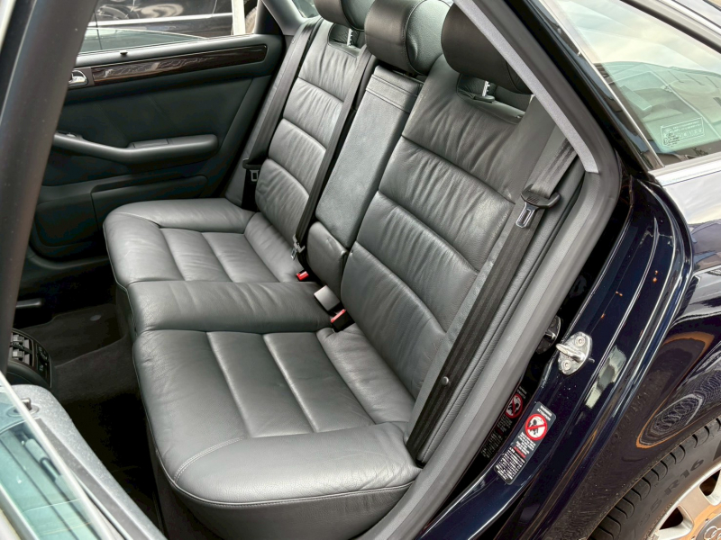 アウディ A6 2.8クワトロの中古車