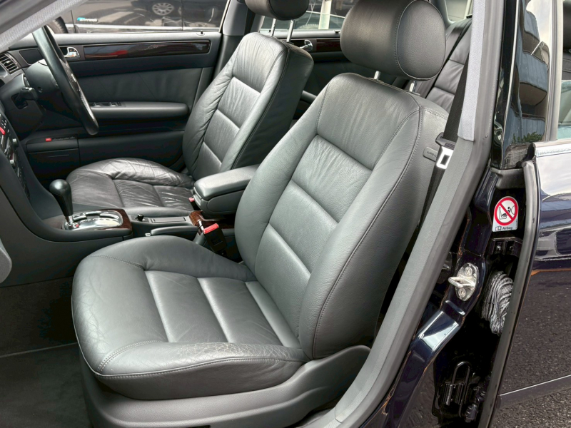 アウディ A6 2.8クワトロの中古車