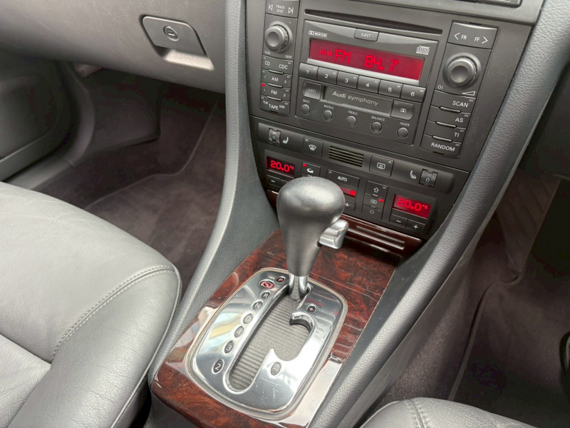 アウディ A6 2.8クワトロの中古車