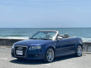 アウディ RS4 カブリオレの中古車