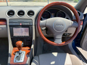 アウディ A4 カブリオレの中古車