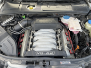 アウディ S4 4.2クワトロの中古車