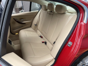 BMW 3シリーズ 320i ラグジュアリーの中古車