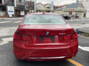 BMW 3シリーズ 320i ラグジュアリーの中古車