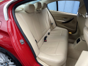 BMW 3シリーズ 320i ラグジュアリーの中古車