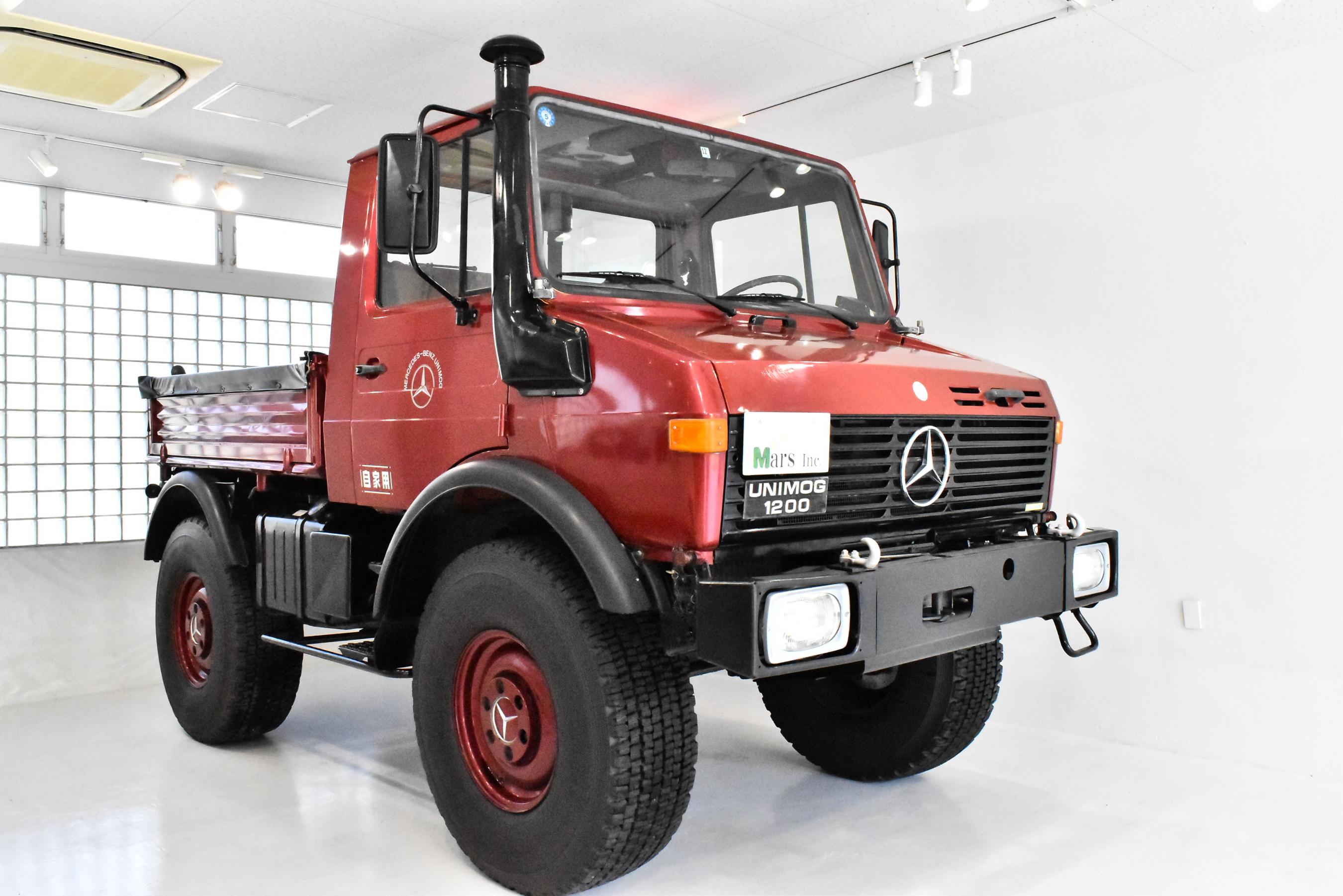 メルセデス・ベンツ ウニモグ 1976 メルセデス・ベンツ ウニモグ 416 ドカ 4×4 | Uncrate