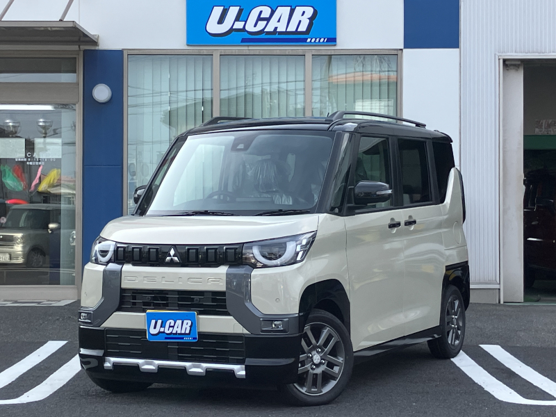 三菱 デリカミニ Gプレミアム　届出済未使用車・社外ナビ・マルチアラウンドモニター・両側電動スライドドア・シートヒーター・LEDヘッドライト・スマートキー・プッシュスタート