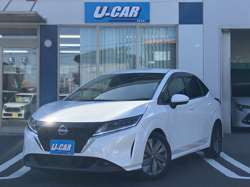 日産 ノート X　純正ナビ・ナビ連動ドラレコ・ETC・LED・エマブレ・Pセンサー・電動Pブレーキ・サイドエアバック・禁煙車