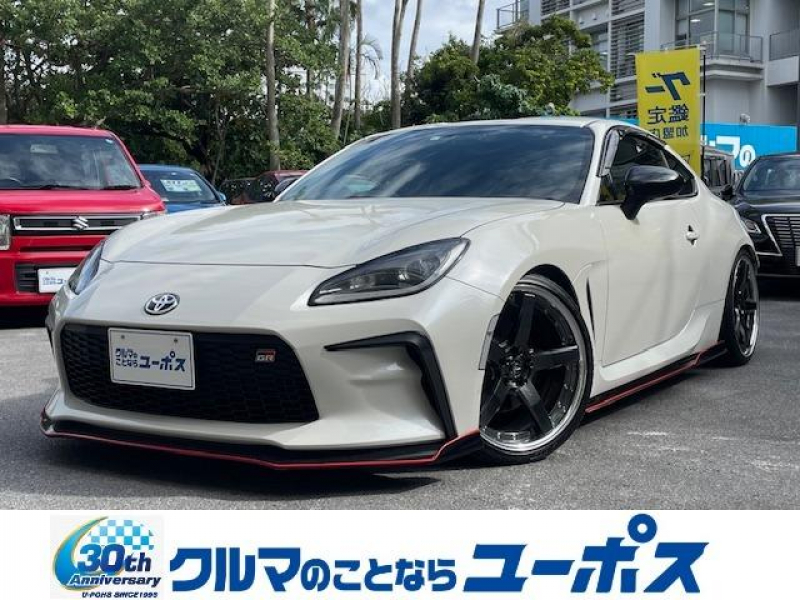トヨタ GR86 SZ　OP10年保証対象車　BLITZ3連メーター　社外マフラー　アルミ　エアロ　9インチ社外ﾅﾋﾞ　