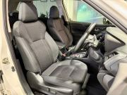 スバル フォレスター