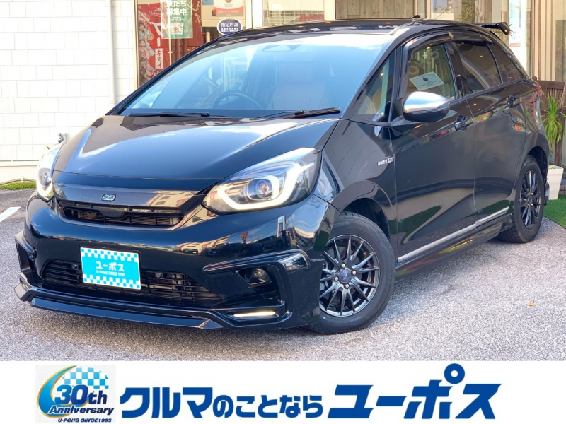 ホンダ フィット e：HEVリュクス　OP10年保証対象車　無限エアロ　前後ドラレコ　ハーフレザーシート　オートLEDヘッドライト　コーナーセンサー　ETC