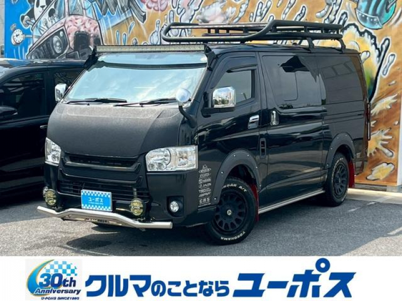 トヨタ ハイエースバン ロングスーパーGL　TRDカスタムパーツ　キャンピング仕様　アルパインナビ　フリップダウンモニター　バックモニター　ルーフキャリア　リアステップはしご　ロールカバー　ETC　ボンネットラプター塗装