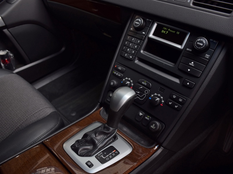 ボルボ XC90 AWD 中古車 情報 | WORKS 株式会社ワークス ボルボ XC90 AWD 中古車 情報 | WORKS 株式会社ワークス