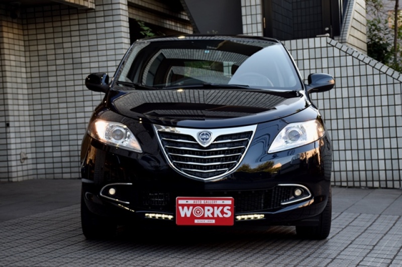 ランチア イプシロン TwinAir DFN 中古車 情報 | WORKS 株式会社