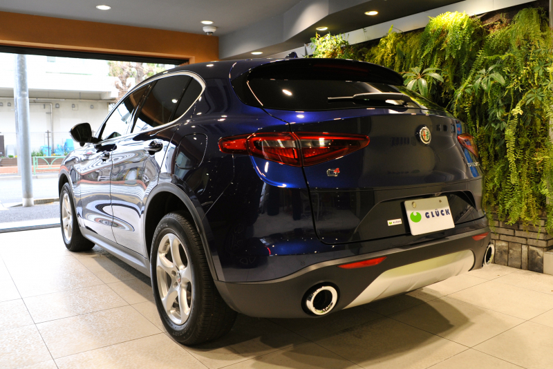 アルファロメオ STELVIO 中古車