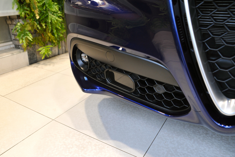 アルファロメオ STELVIO 中古車