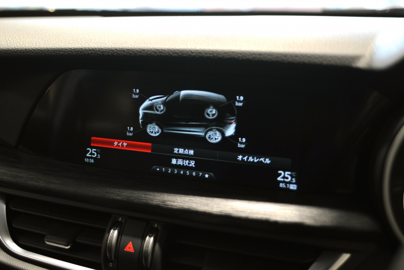 アルファロメオ STELVIO 中古車