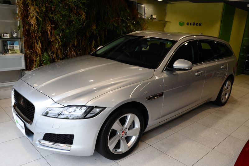 ジャガー XFスポーツブレイク 中古車