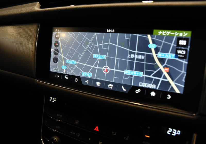 ジャガー XFスポーツブレイク 中古車