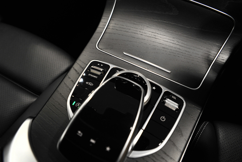 メルセデスベンツ Cクラス 中古車