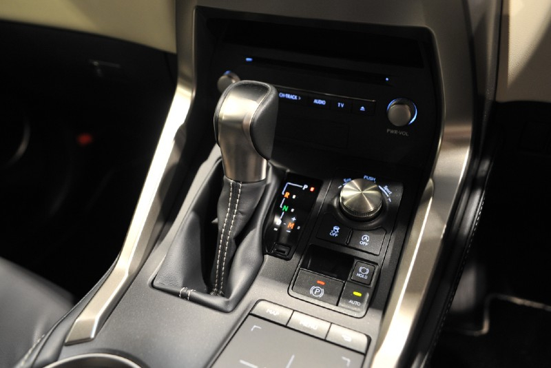 レクサス NX 中古車