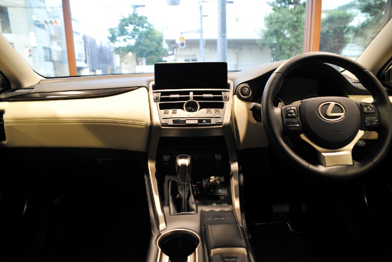 レクサス NX 中古車