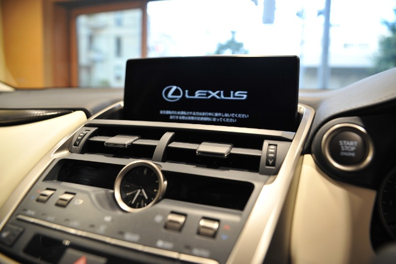 レクサス NX 中古車