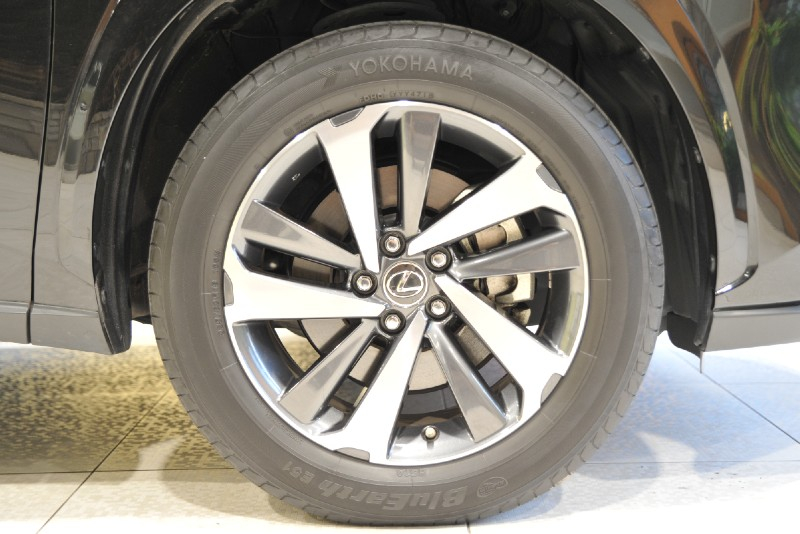 レクサス NX 中古車