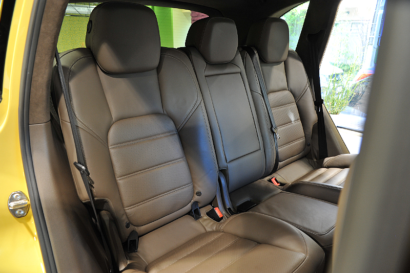 ポルシェ カイエン 中古車