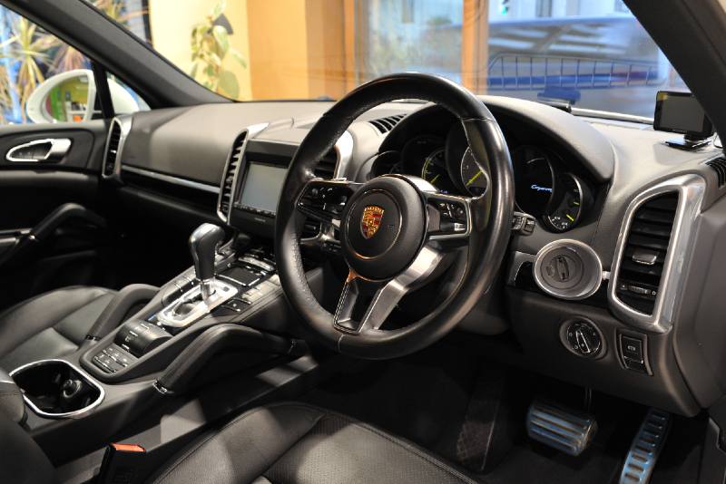 ポルシェ カイエン 中古車