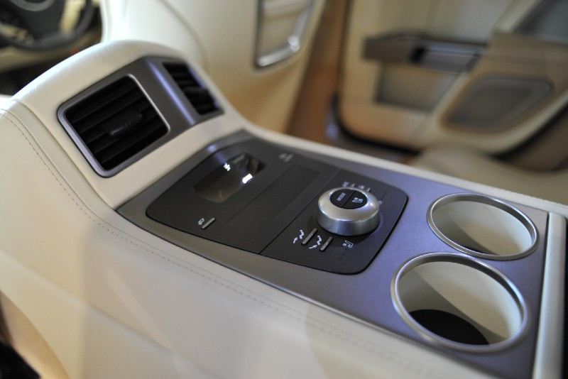 アストンマーティン ラピード 中古車