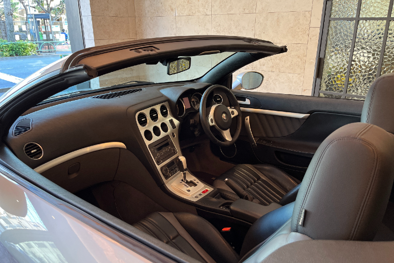 アルファロメオ スパイダー 中古車