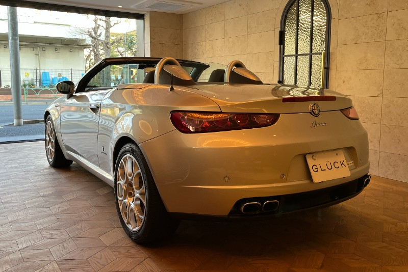 アルファロメオ スパイダー 中古車