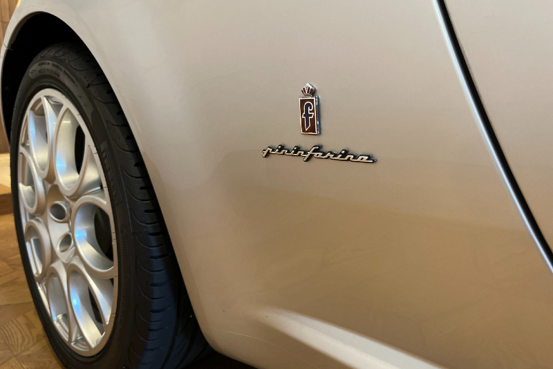 アルファロメオ スパイダー 中古車