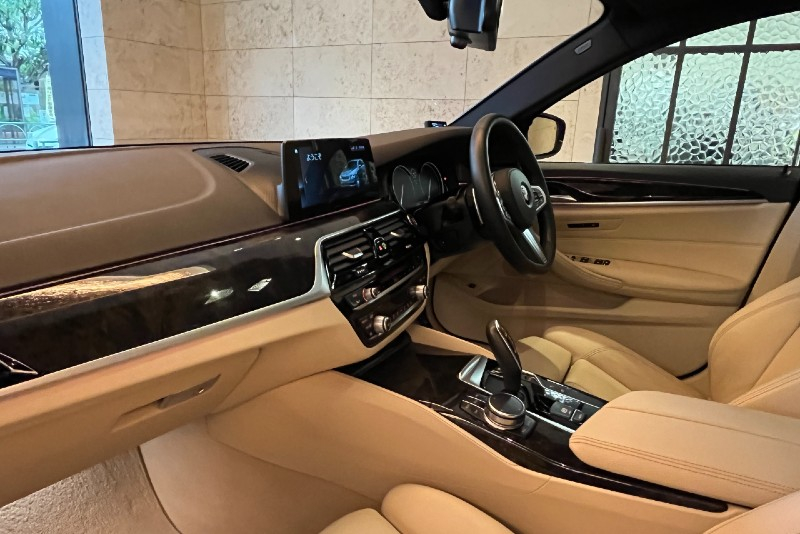 BMW 5シリーズ 中古車